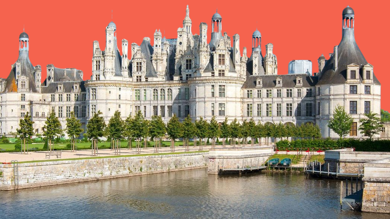 You are currently viewing 10 French Castles You Should Know About